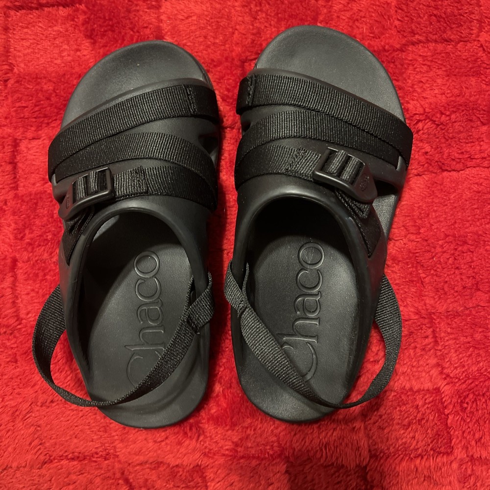 Chaco Womens Black Strappy Sandals Size 7 for Outdoor Adventures