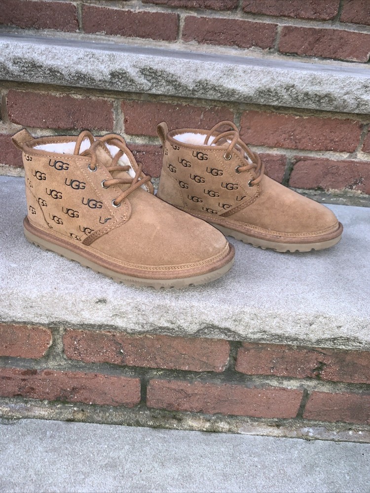 UGG Men's Neumel Chukka Boot - Size 6