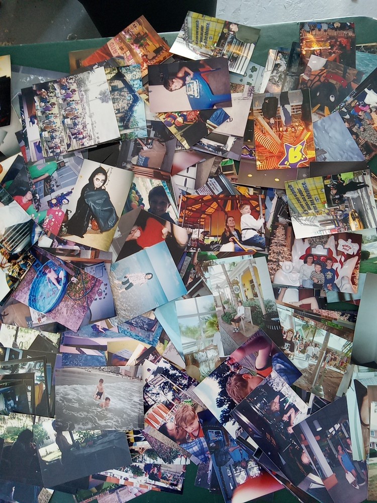 3lbs. Lot Family Photos '03-'06 Vacations, Theme Parks, Graduation, Cruises