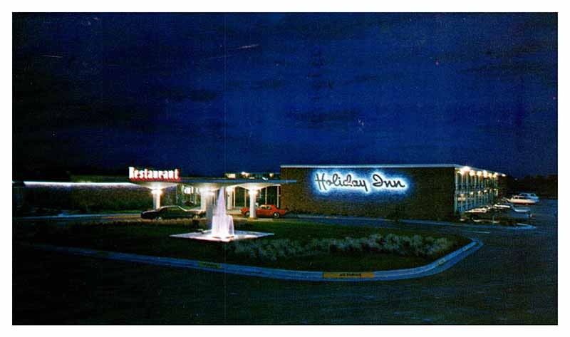 Postcard HOTEL SCENE Tewin Falls Idaho ID m/09 AS2598