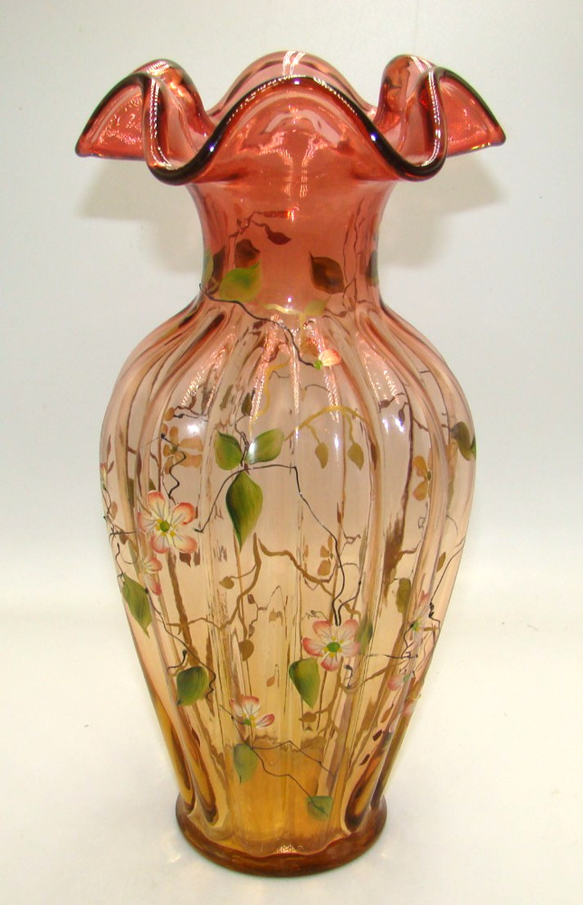 Fenton Connoisseur Collection 3161-JQ Hand Painted Gold Amberina Vase w/Box