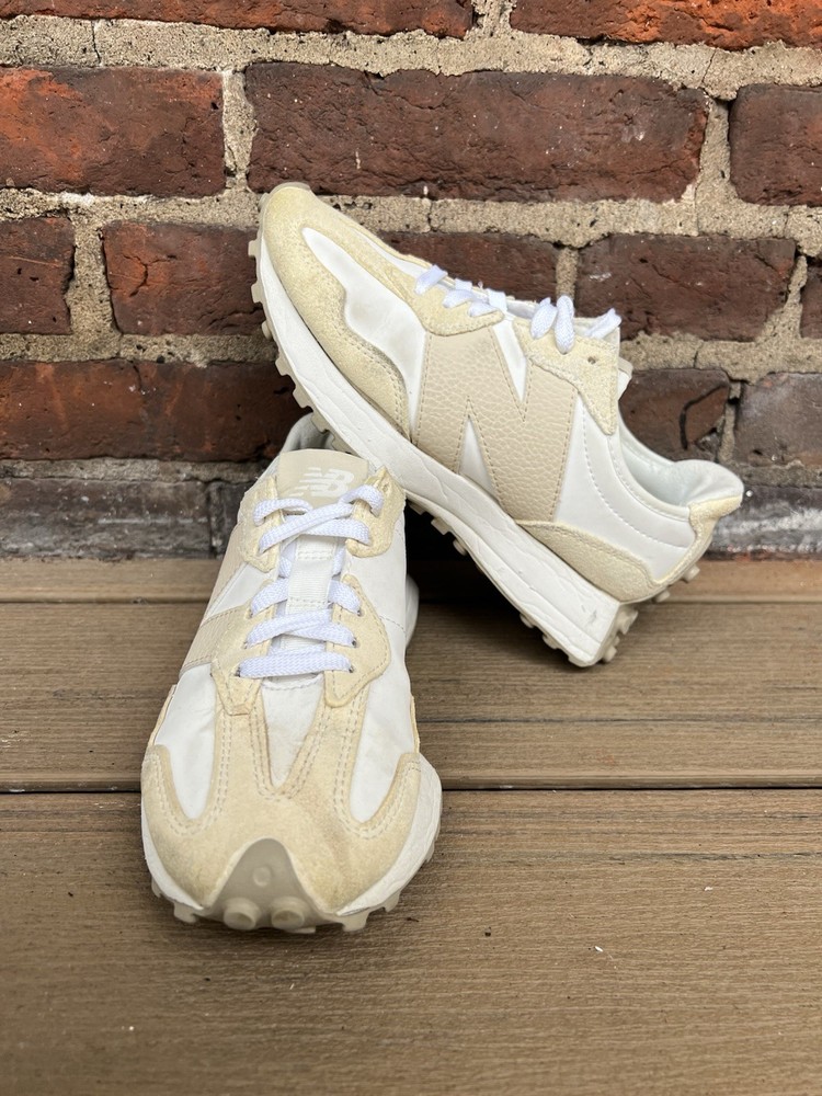 New Balance 327 Women's Size 6.5 Sea Salt Sandstone Athletic Shoes