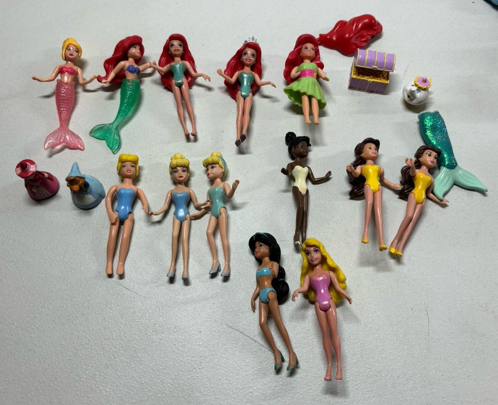 Lot Of Disney Princess Polly Pocket Dolls 13 Dolls some multiples a couple acces