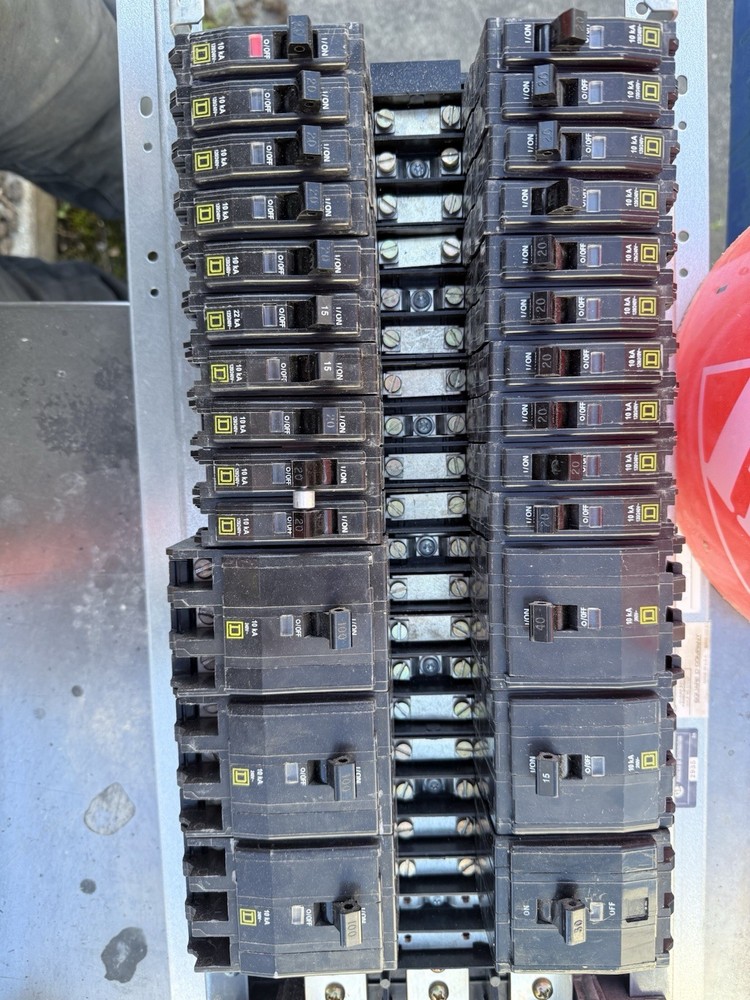 Lot Of Square d QO 240v Breakers
