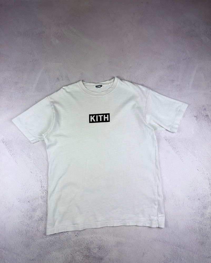 KITH white t-shirt size S-M