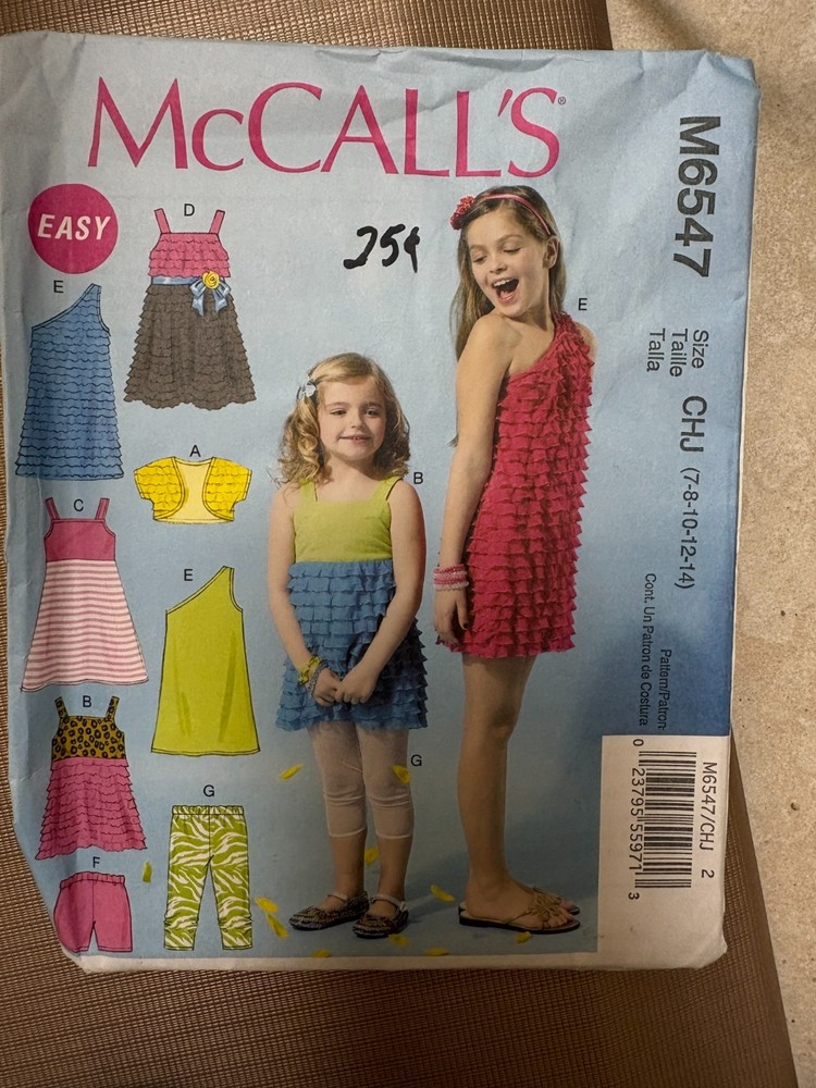 McCalls 6547 Pattern: Girls EASY dresses/leggings/shorts, Sz 7-14, UNCUT