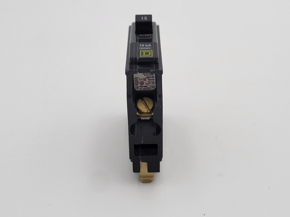 NEW Square D QO115 15 A 1-Pole Plug On Circuit Breaker Type QO