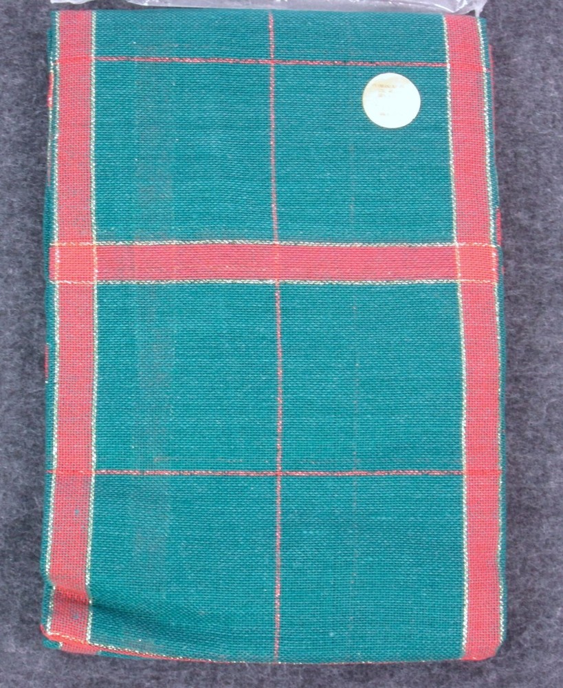 Vintage Scandinavian Christmas Round Tablecloth Plaid Green Red Gold Retro 70