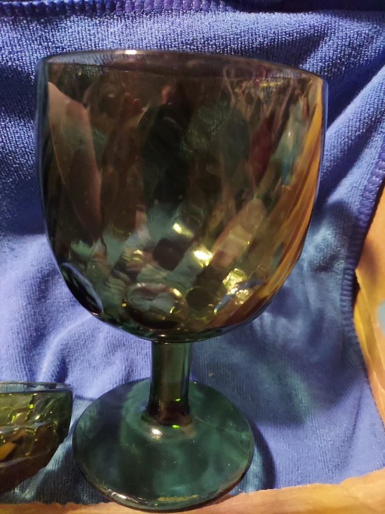 Vintage Bartlett Collins Green Thumbprint Glass Goblet Wine Glass 16 oz