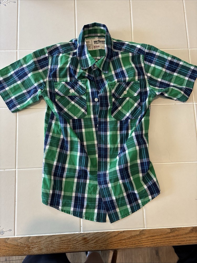 Urban Pipeline boys medium green blue plaid button up short sleeve shirt