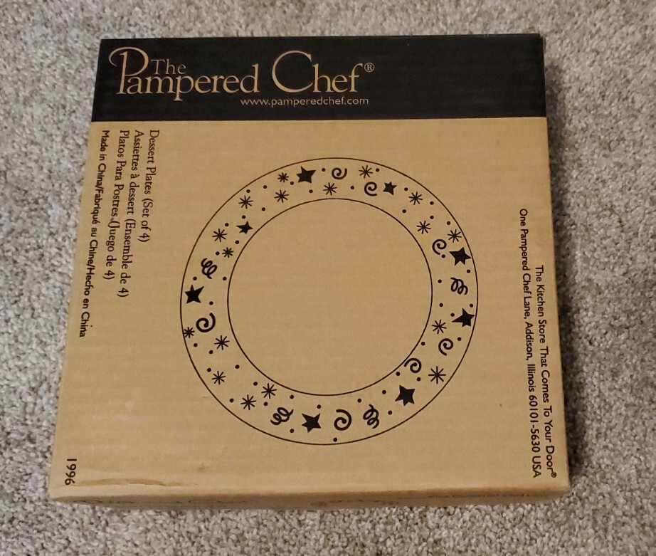 Pampered Chef 1996 Gold White Dessert Appetizer Plates Set Of 4 Retired