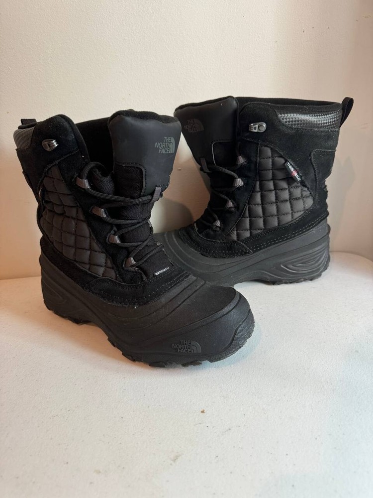 The North Face Thermoball Utility Mid Insulated Boots for Boys Size 6 Black NF0A2T5T