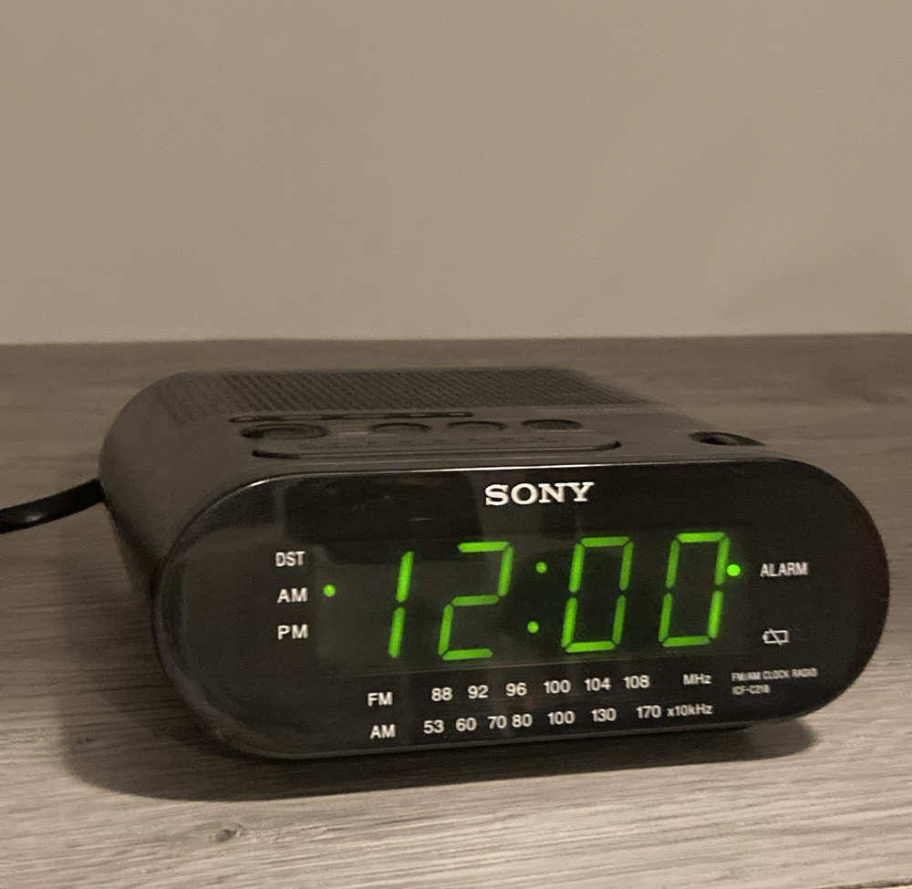 Sony Dream Machine ICF-C218 AM FM Digital Alarm Clock Radio - Black Tested Works