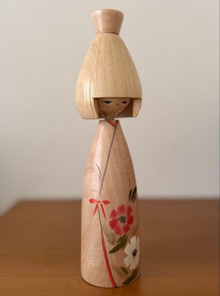 Oe Akira Kokeshi Doll 23.5cm Flower Pattern Wooden Art Japanese Decor