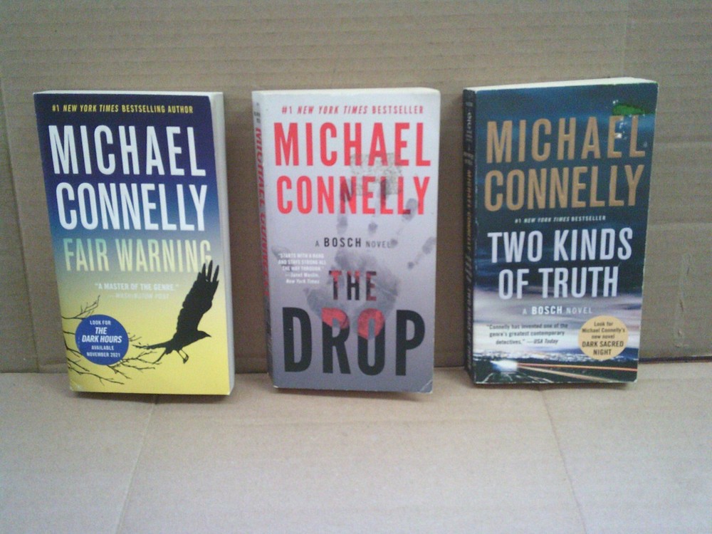 Lot of 3 Michael Connelly Mystery-Thriller Paperbacks