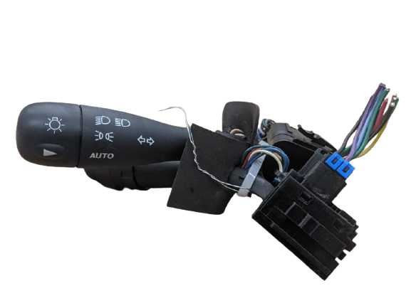 VUE       2007 Front Door Switch 339784