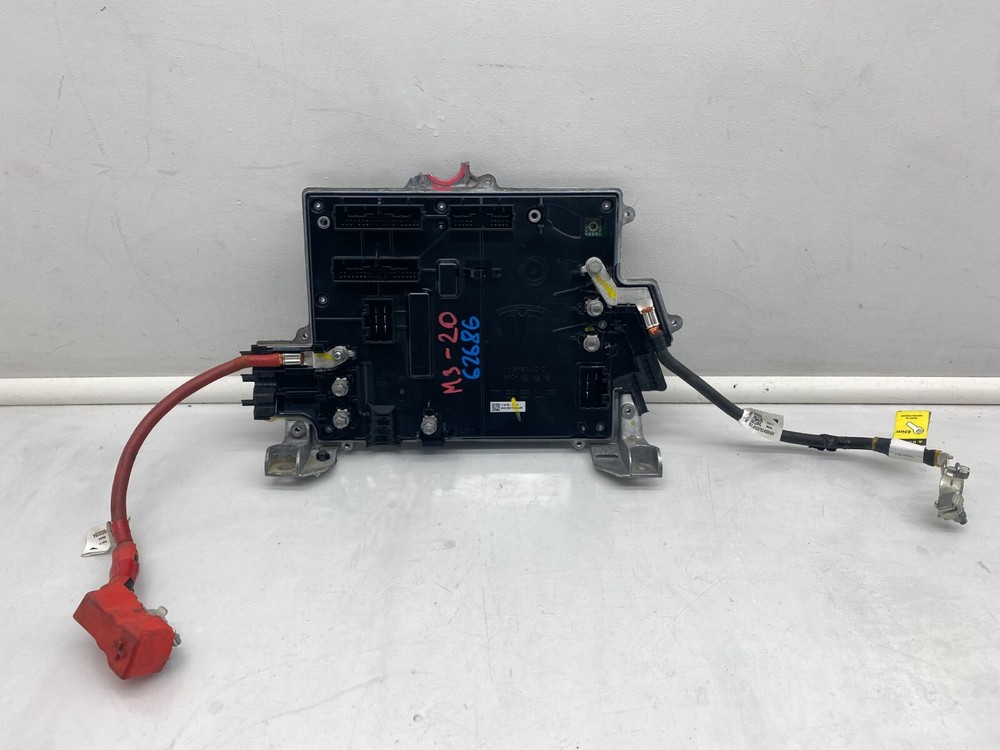 2017-2020 Tesla Model 3 Front Suspension Control Module 1118182-12-K Replacement