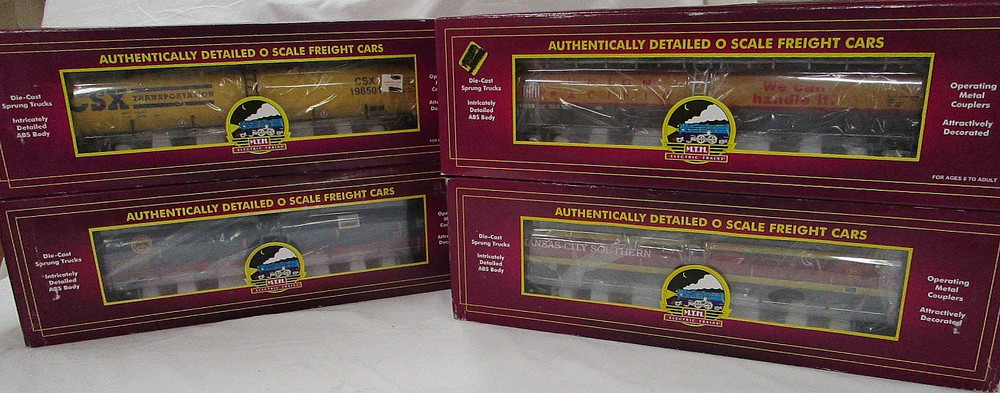 😎-M.T.H.*****LOT of 4--O GAUGE- 20 GAL 4 COMPARTMENT TANK CARS--AWESOME😎 lot#5
