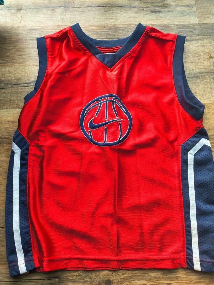 nike vintage boys jersey size 7 basketball