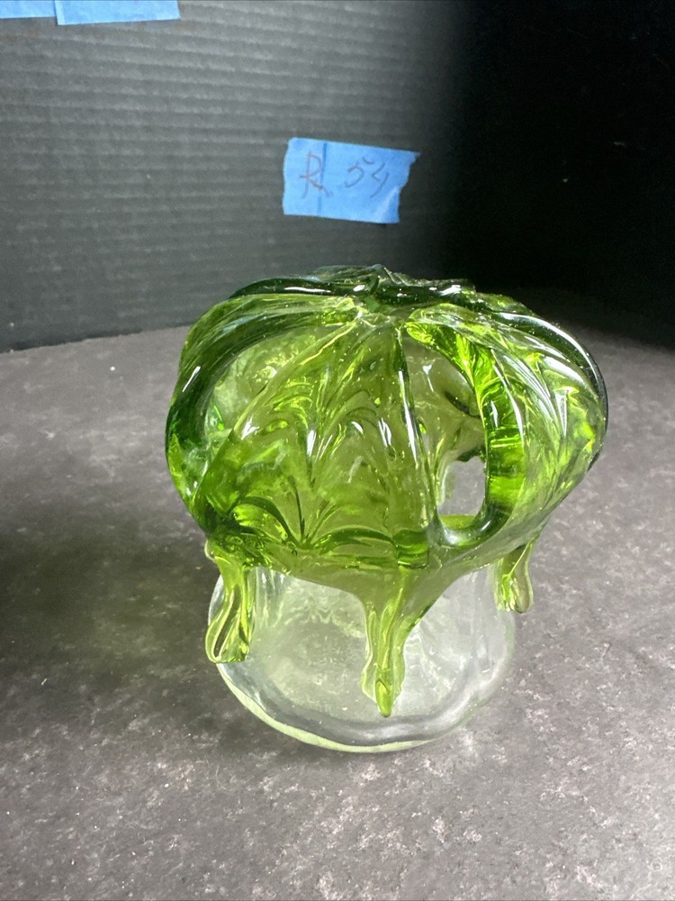 Antique art nouveau Hand Blown KRALIK Glass Wedding Brides Bank Flower #R54