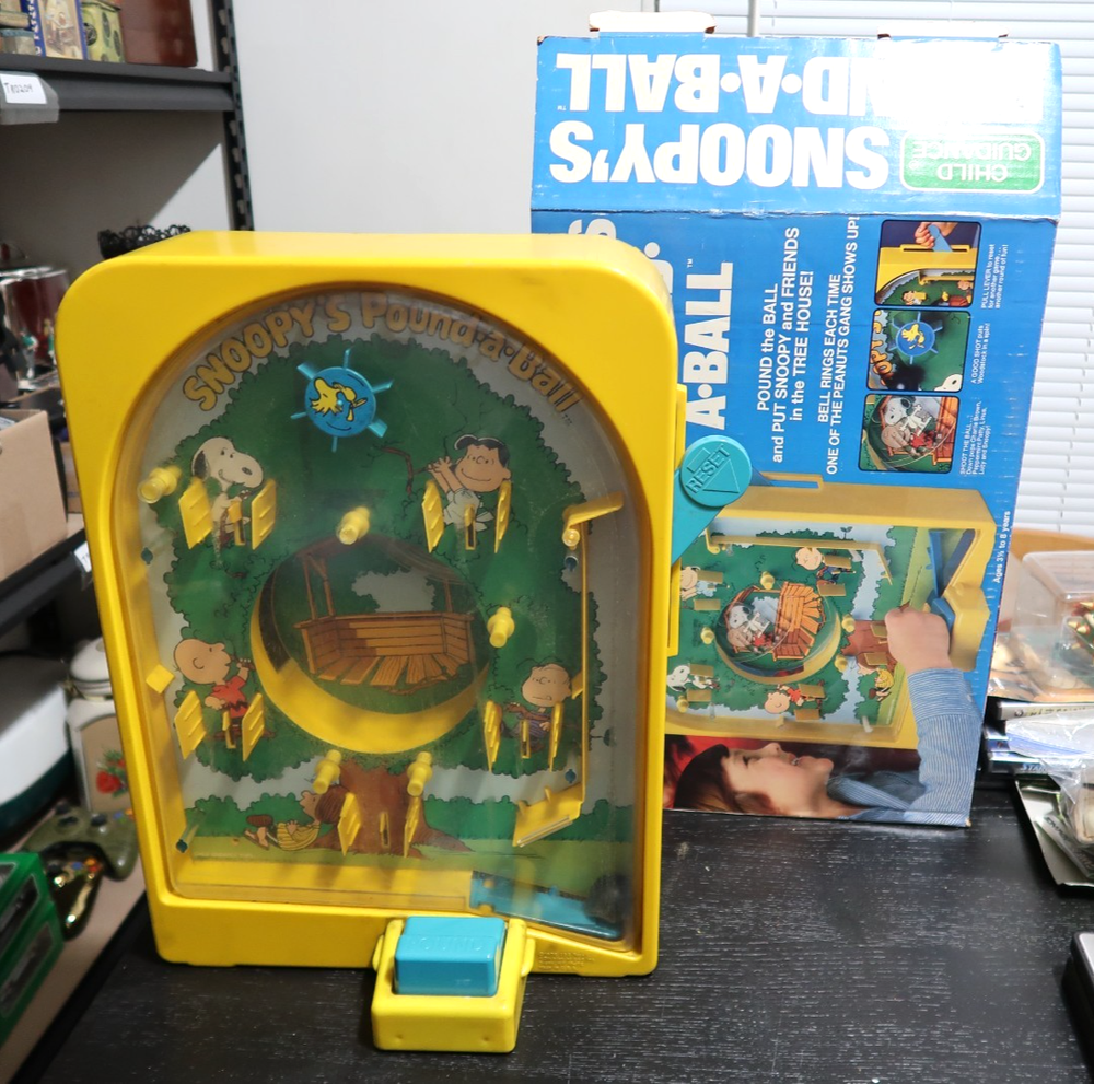 Vintage 1978 Peanuts Snoopy's Pound-A-Ball Child Guidance/CBS Toys, Original Box