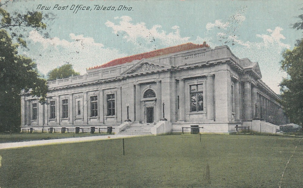 Toledo OH-Ohio, New Post Office, Antique Vintage Souvenir Postcard