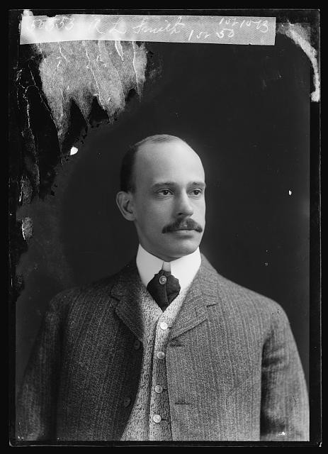 Photo:R.L. Smith Portrait Man Suit Mustache 1901-1903