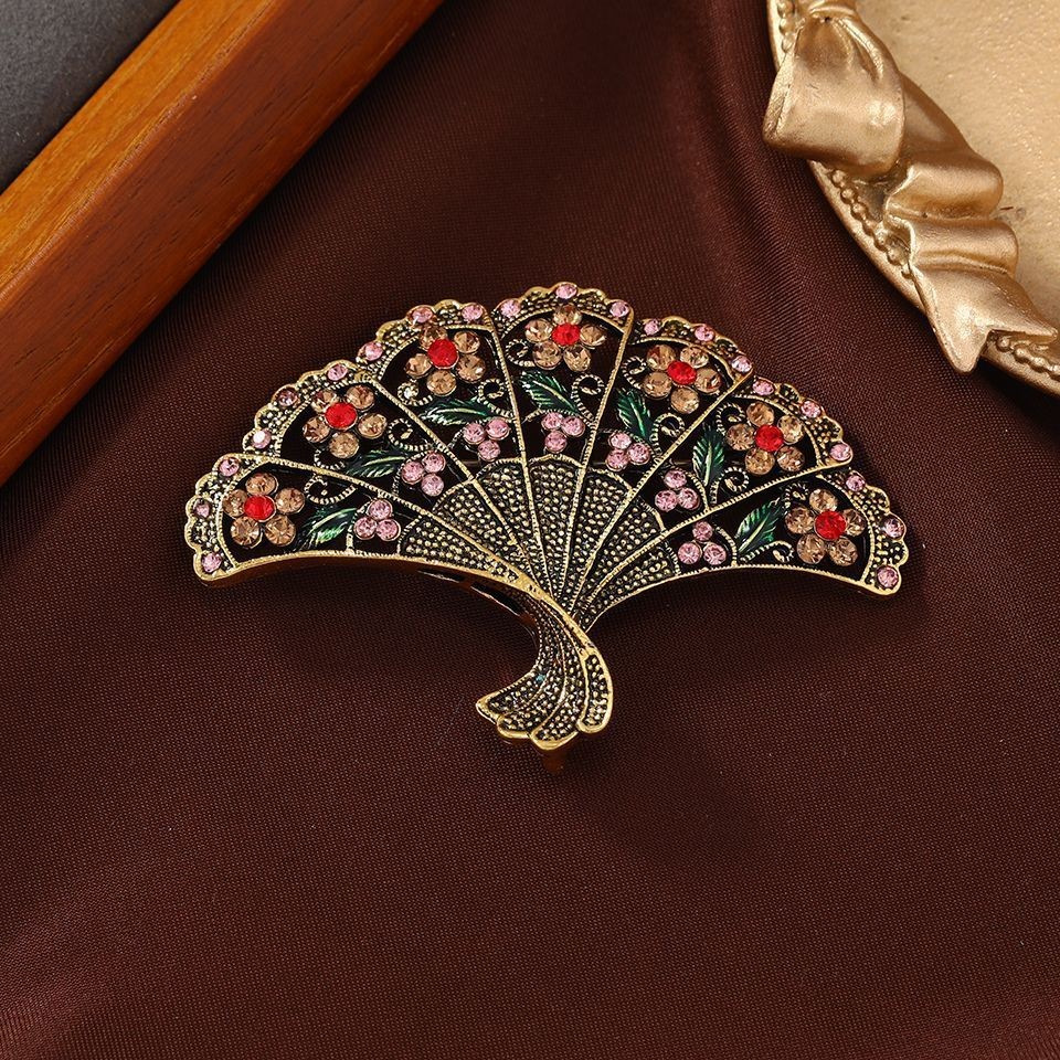 Vintage Fan Brooch Hollow Flower Pin Fashion Suit Dress Cheongsam Jewelry