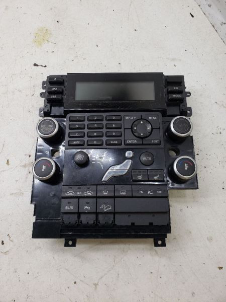 Audio Equipment Radio Control Panel ID 30710335 Fits 08 VOLVO 70 SERIES 720369 O