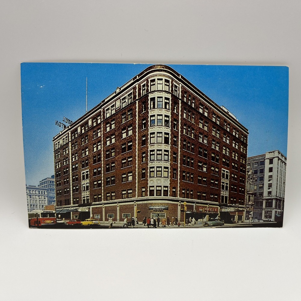 Vintage Postcard Plankinton House Milwaukee, WI Downtown Hotel Unposted