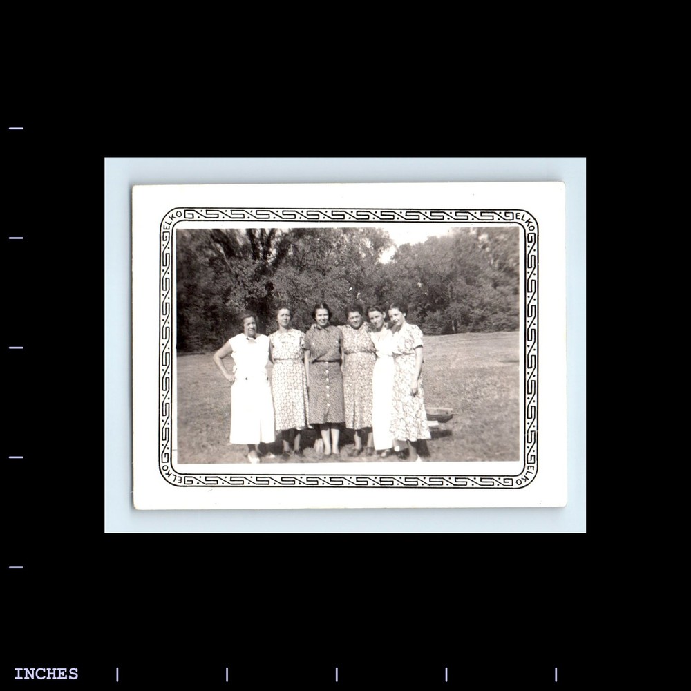 Old Vintage Photo AFFECTIONATE WOMEN STANDING OUTSIDE