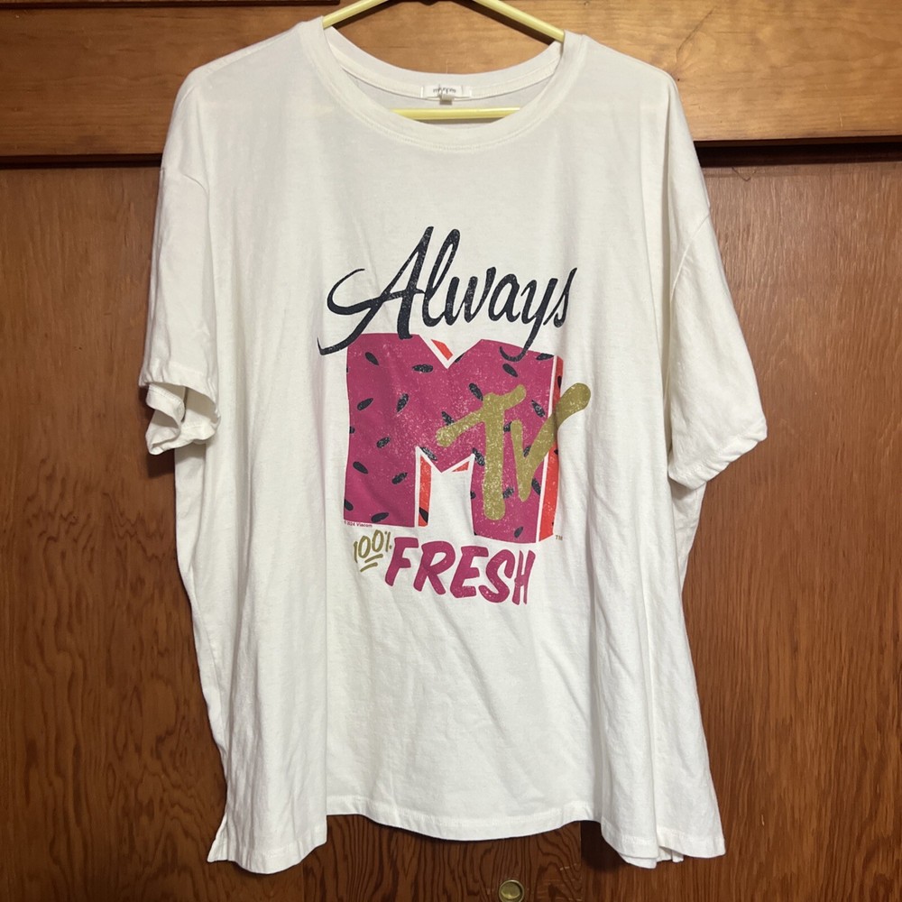 Maurices T-Shirt MTV Music Television White XXL Graphic