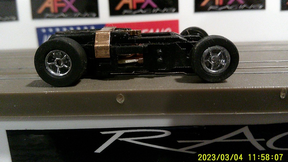 AUTOWORLD HO SCALE SLOT CAR X-TRACTION ULTRA G CHASSIS PAINTED CHROME RIMS