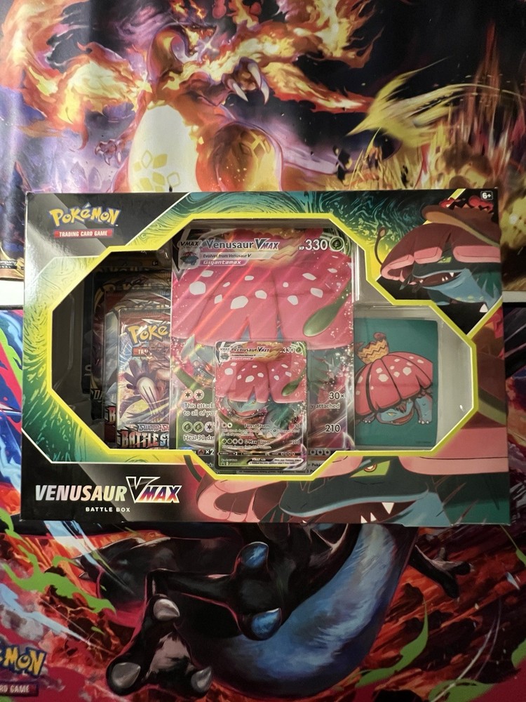 Pokemon TCG Venusaur VMAX Battle Box Sealed