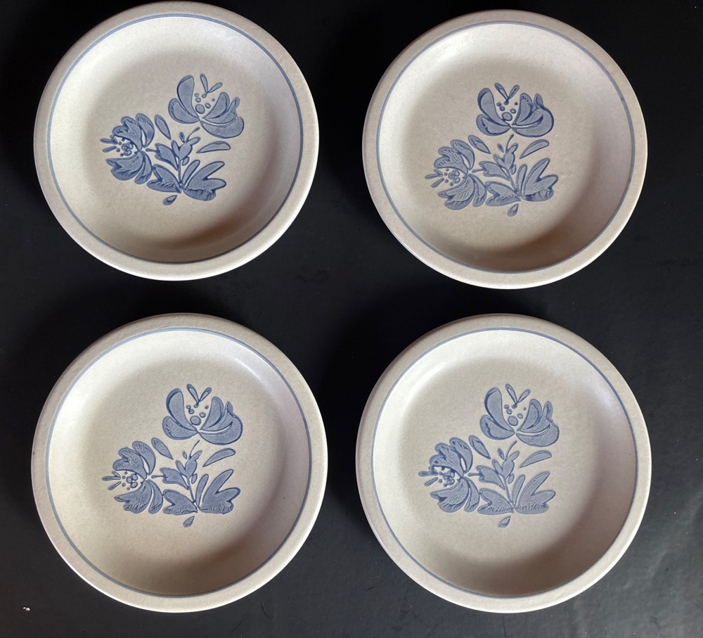 Set Of 4 Pfaltzgraff Yorktowne 6 7/8
