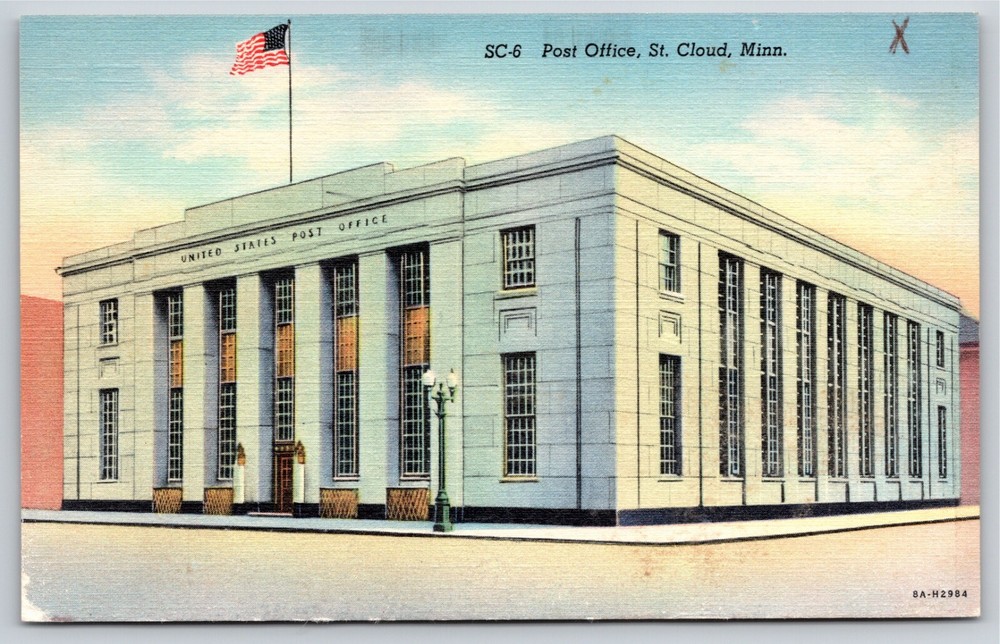 St Cloud Minnesota~United States Post Office Street View~Vintage Linen Postcard