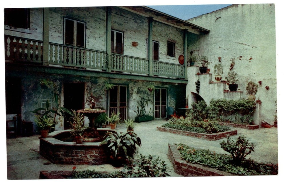 New Orleans Louisiana Bosque Courtyard Chartres Street mansion vintage postcard