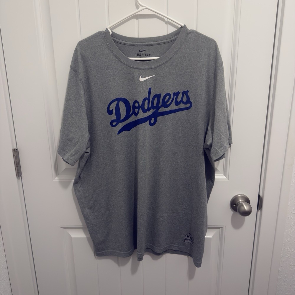Nike Men’s Dri-Fit Dodgers Gray Short Sleeve  Tshirt Size XL
