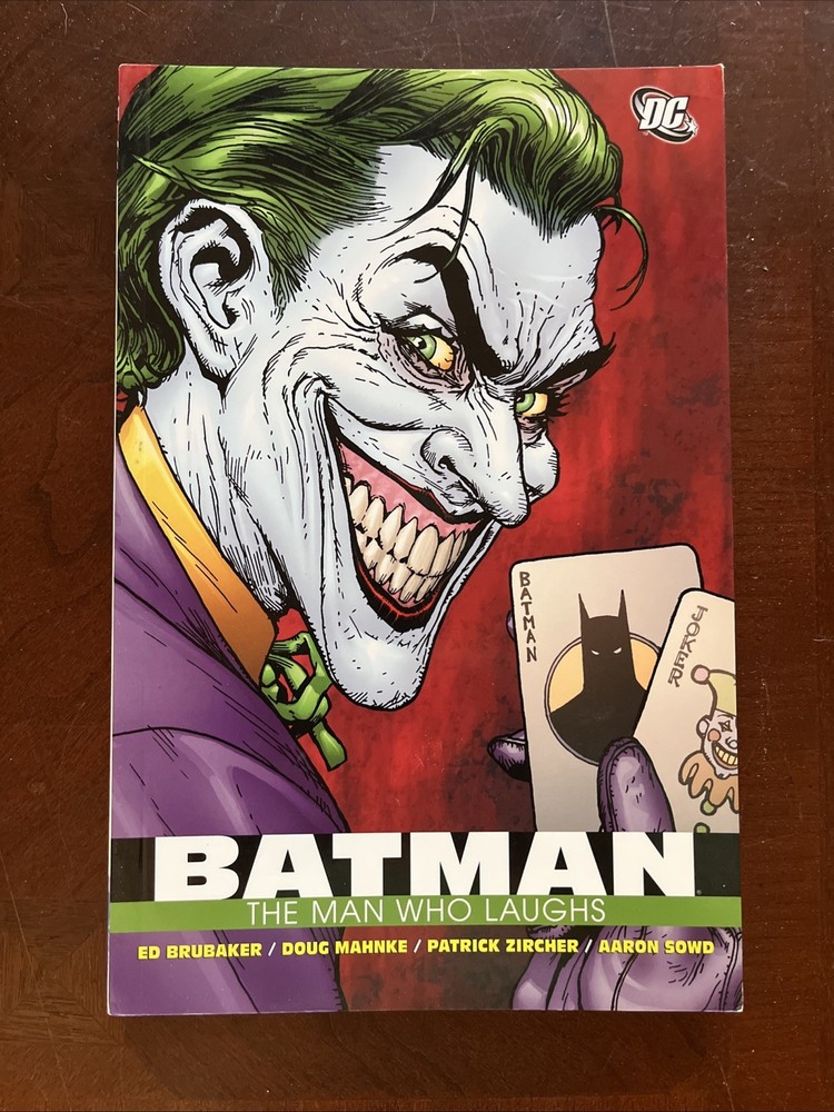 Batman: The Man Who Laughs (2009, Paperback, 1st Edition/First Printing)