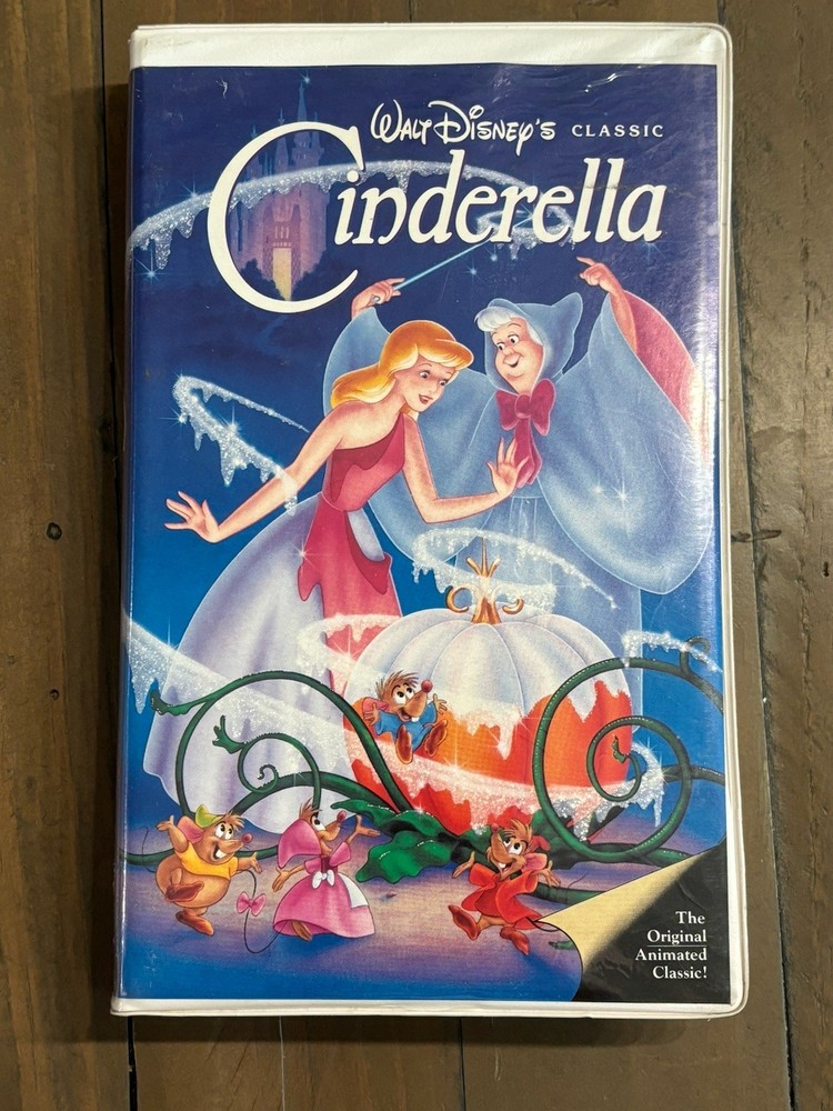 Walt Disney Cinderella the Classics VHS Black Diamond Edition