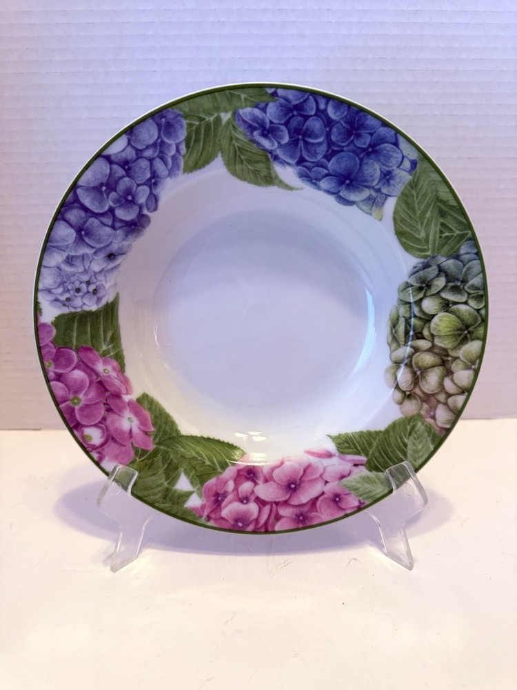 Vintage American Atelier Hydrangea Flat Rimmed Soup Bowl 8.5” Porcelain Set of 4