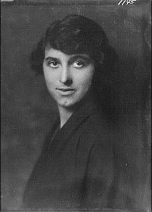 Photo:Hirsch,N,Miss,portrait photographs,women,Arnold Genthe,1915