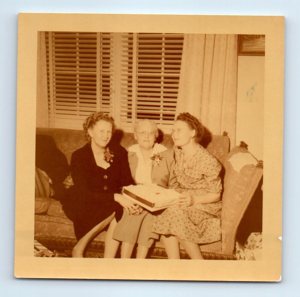 Old Vintage Square Color Photo TRIO WOMEN SITTING ON COUCH SOFA LIVING ROOM