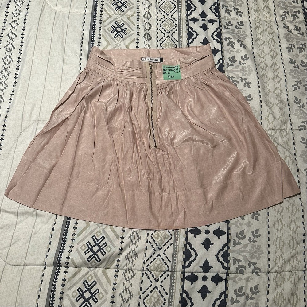 Vintage Pre-Owned Skirt for Women - Stylish & Affordable