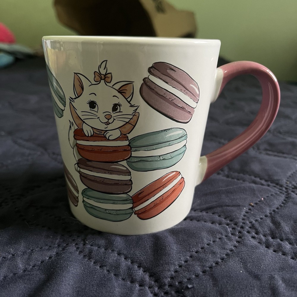 Disney The Aristocats Marie Macaroons Mug 4” White Pink EUC