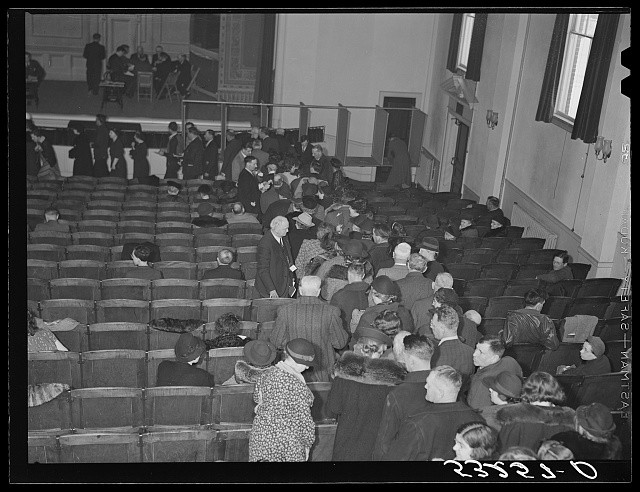 Photo:Woodstock Vermont 1940 Townspeople Town Meeting Audience Hall