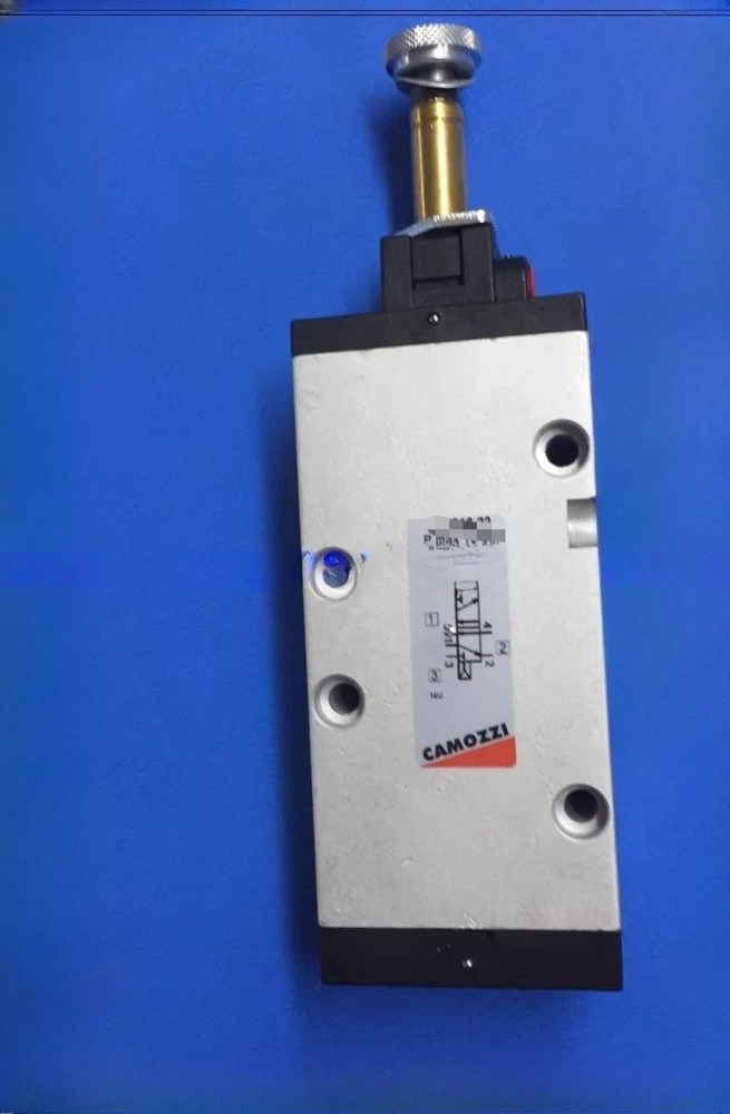 1PCS NEW FIT FOR 454-011-22 solenoid valve