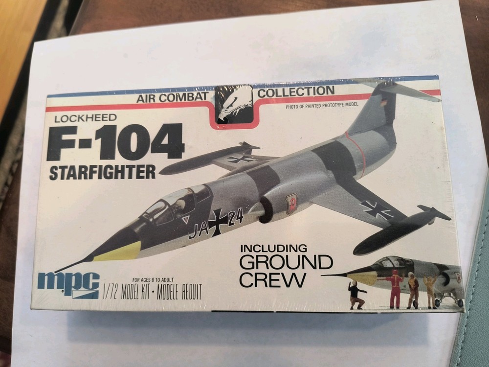MPC Lockheed F-104 Starfighter Air Combat Model Kit 1/72 Scale Factory Sealed