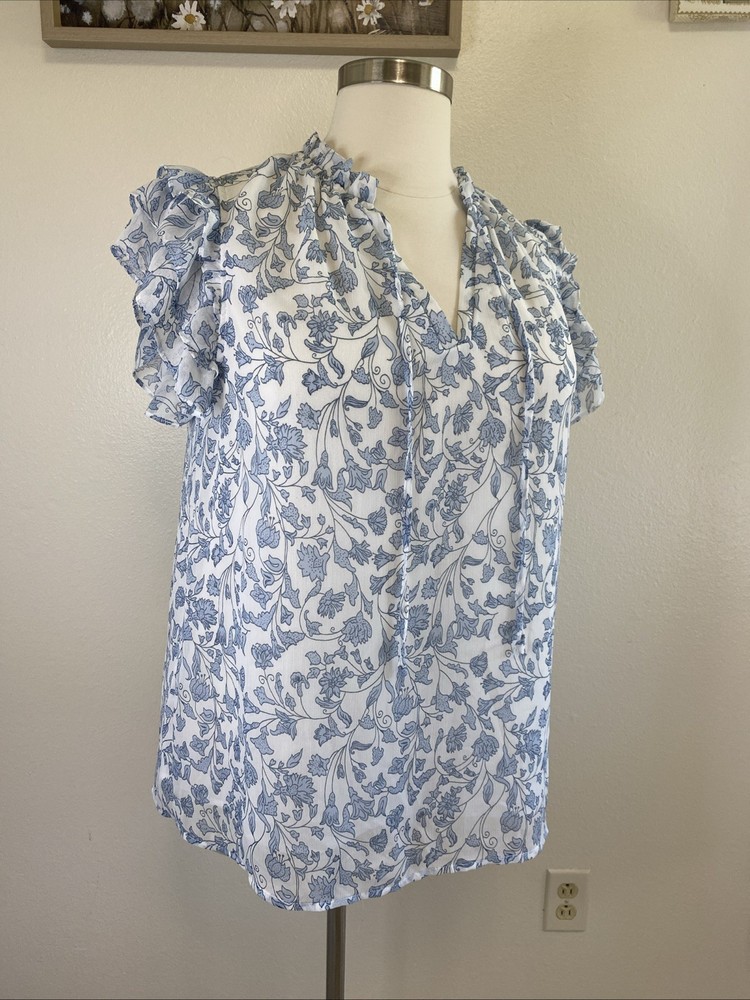 Blue And White Cottage Coquette Floral Blouse. Lined. 2XL