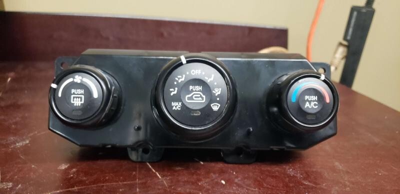 2005-2009 Kia Sportage AC Heater Climate Control Temperature Unit OEM